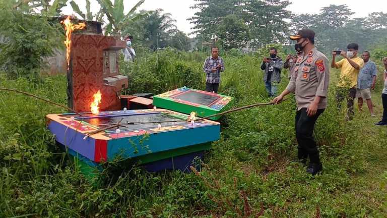 Polsek Sunggal Musnahkan Barang Bukti