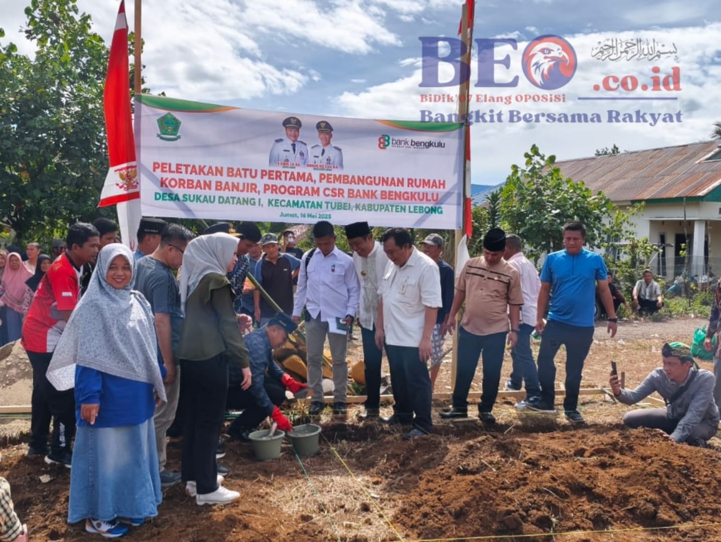 Tunjukkan Eksistensi Peduli Korban Bencana, Pemkab Lebong Bersama Bank Bengkulu Salurkan CSR 1