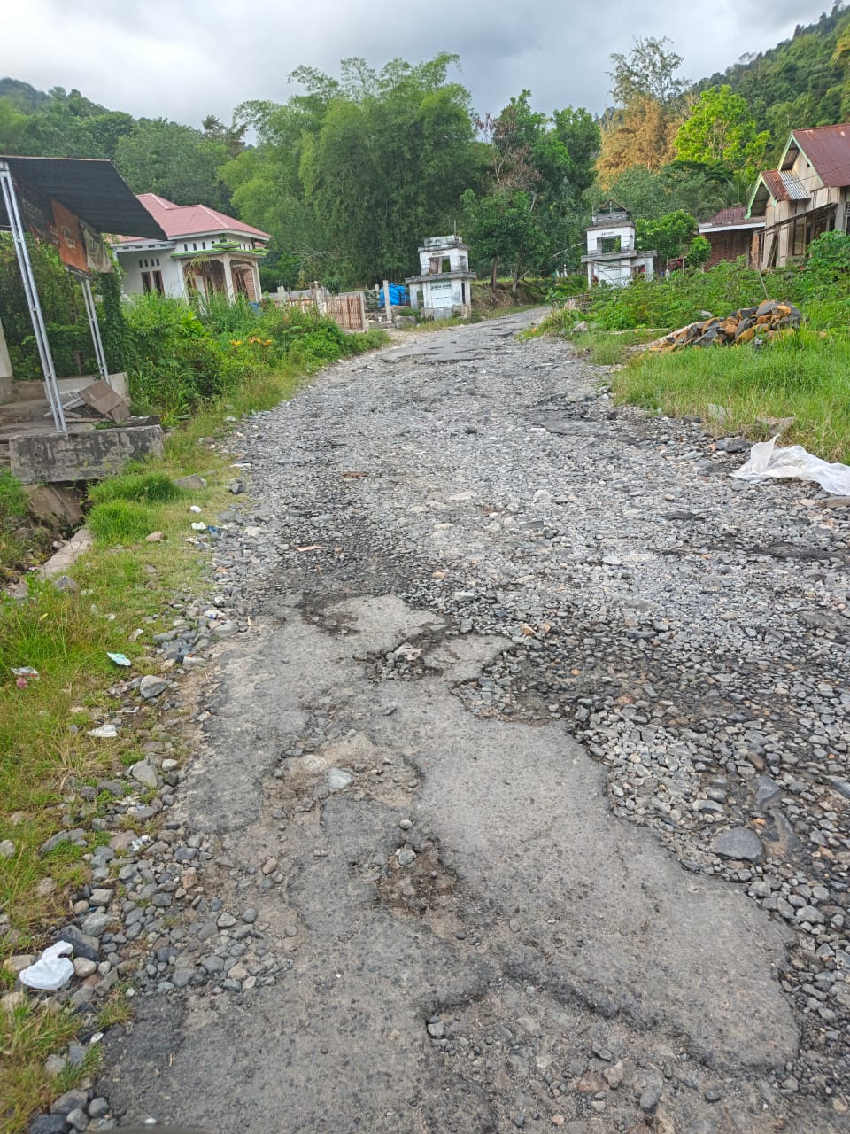 Warga Lebong "Gedor" Gubernur, Soal Titik Lokus Pembangunan Jalan Provinsi 3