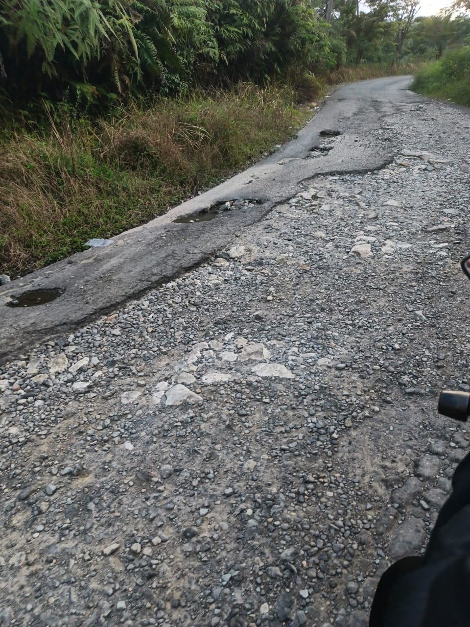 Warga Lebong "Gedor" Gubernur, Soal Titik Lokus Pembangunan Jalan Provinsi 5