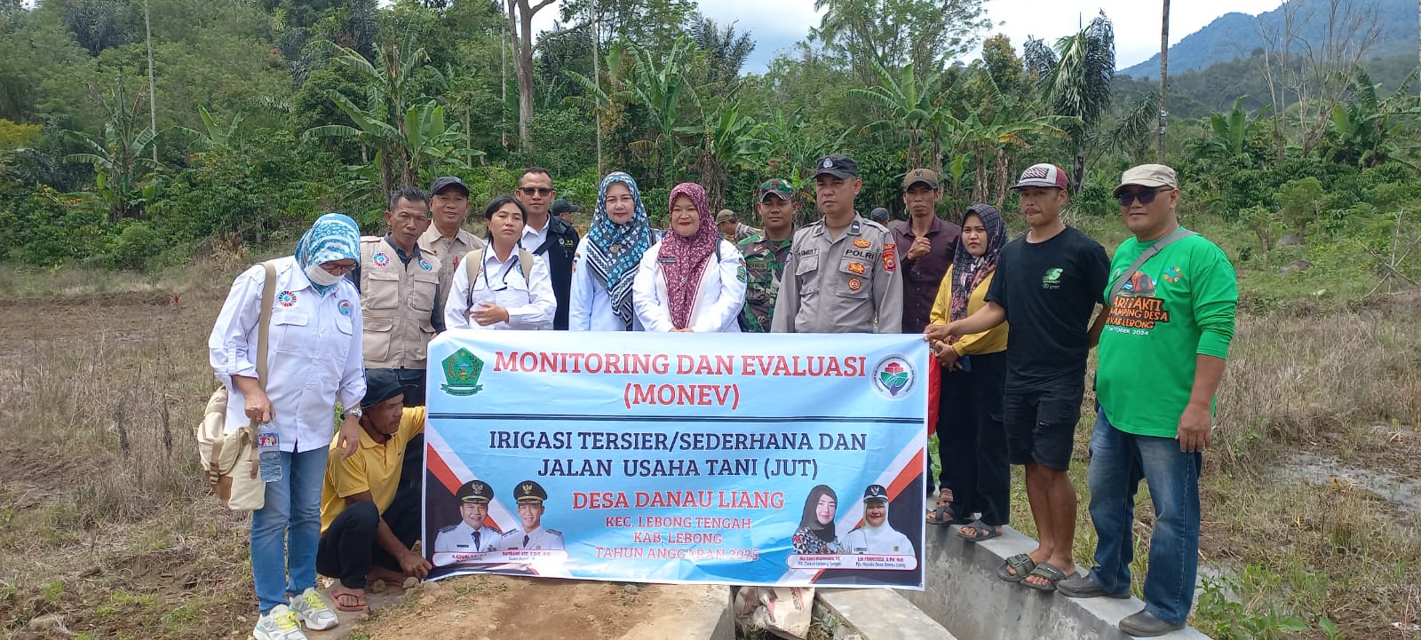 Monev DD Tahap I Desa Danau Liang, Tim Fasilitasi Apresiasi Kinerja Pemdes 1