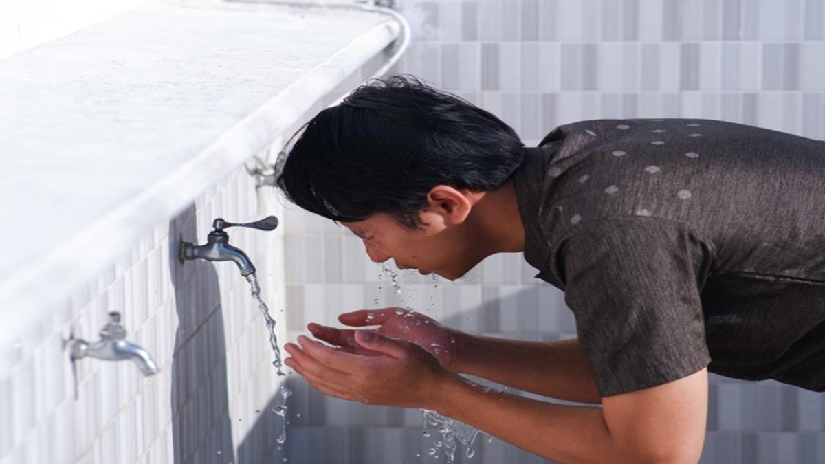 Cara Wudhu yang Benar di Bulan Ramadhan, Lengkap dengan Urutan Sesuai Sunnah